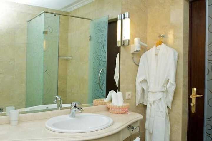 Room 20 of 44