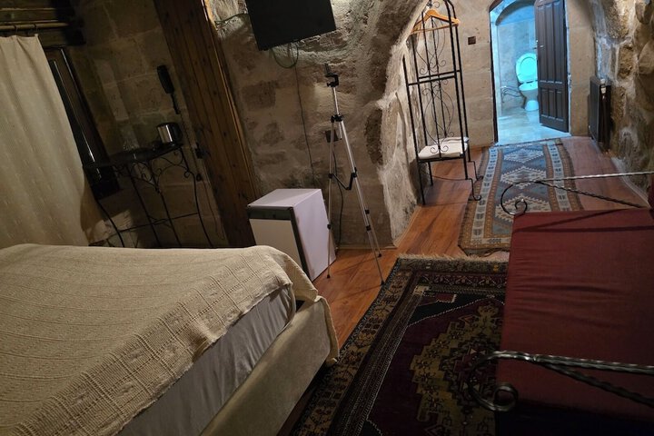 Room 211 of 578