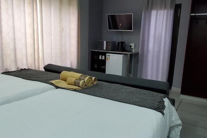 Room 15 of 52