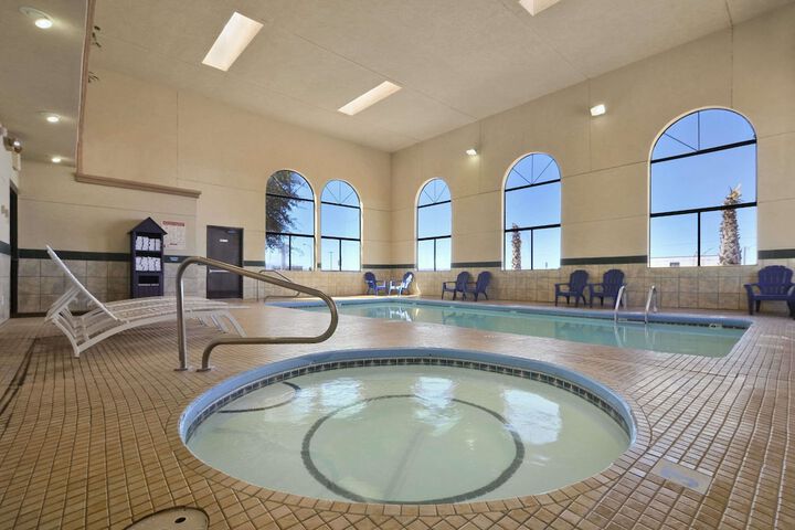 Pool 48 of 60