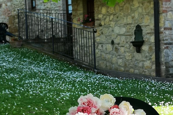 Hotel Exterior 50 of 76