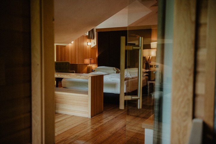 Room 54 of 112