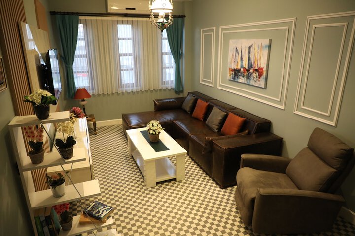 Hotel Interior 6 of 118