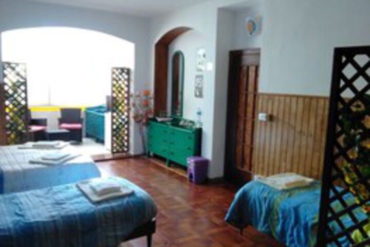 Room 19 of 48