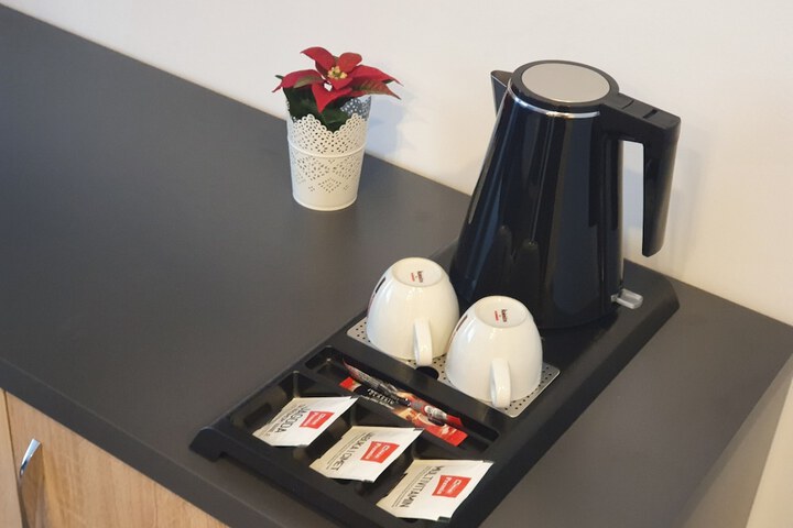 Breakfast/Coffee Service 33 of 56