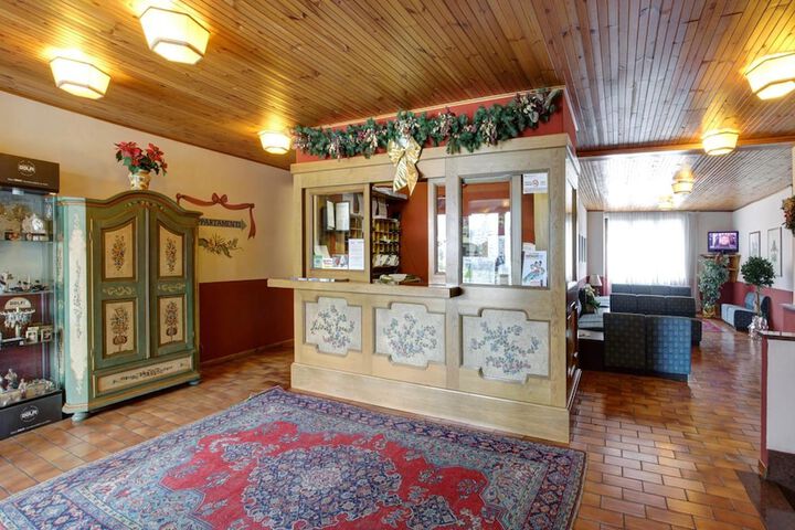 Hotel Lobby