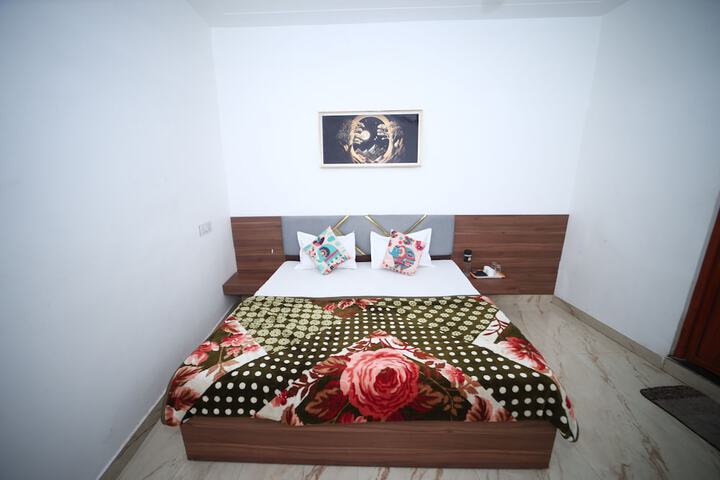Room 7 of 39