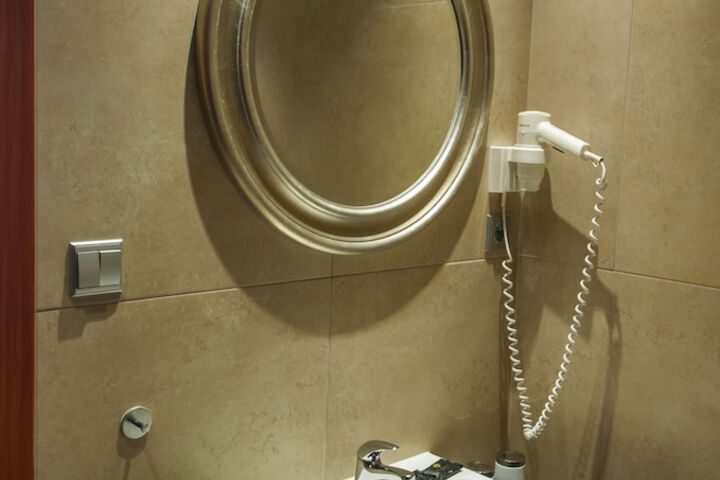 Room 26 of 55