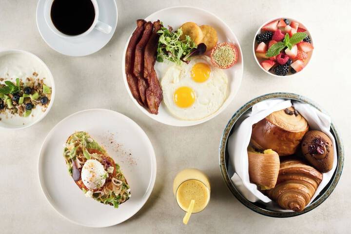 Breakfast/Coffee Service 76 of 89