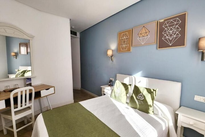 Room 20 of 39