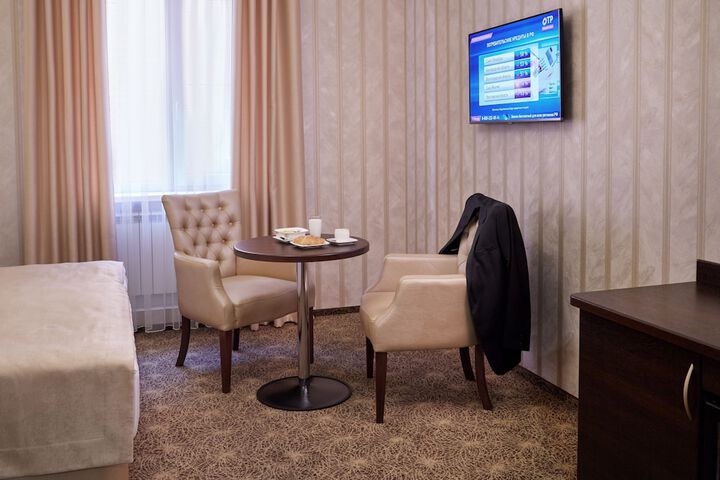 Room 19 of 46