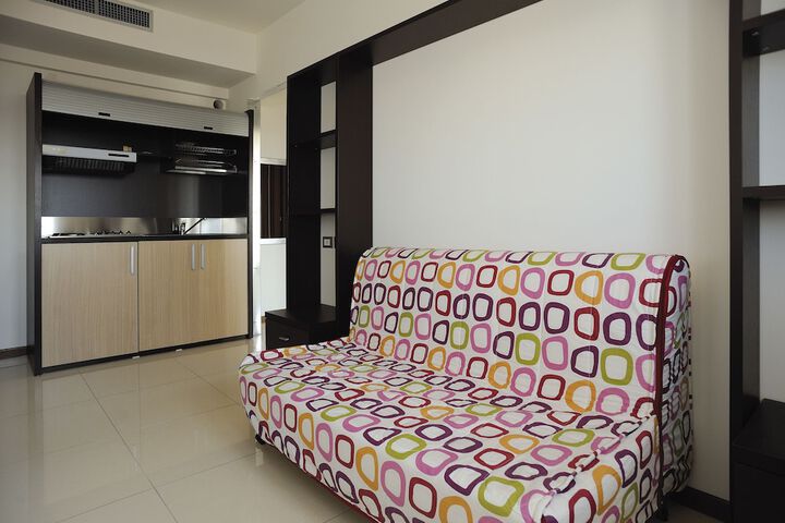 Room 20 of 49