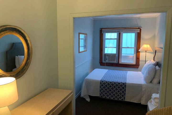 Room 10 of 49