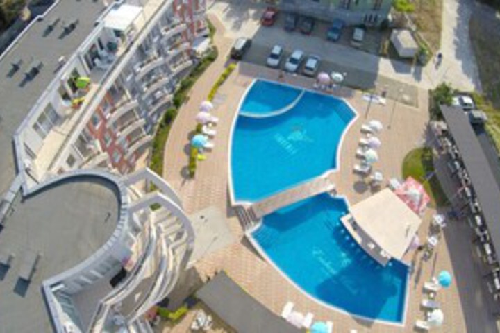 Pool 12 of 23