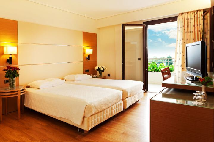 Room 5 of 34