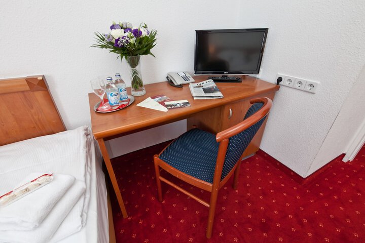 In-room business center