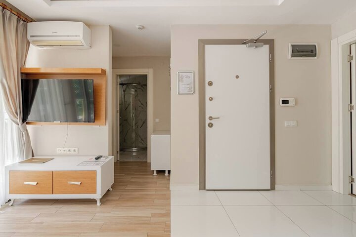 Room 96 of 150