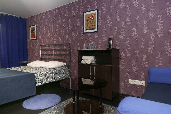 Room 27 of 46