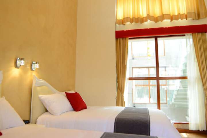 Room 7 of 46