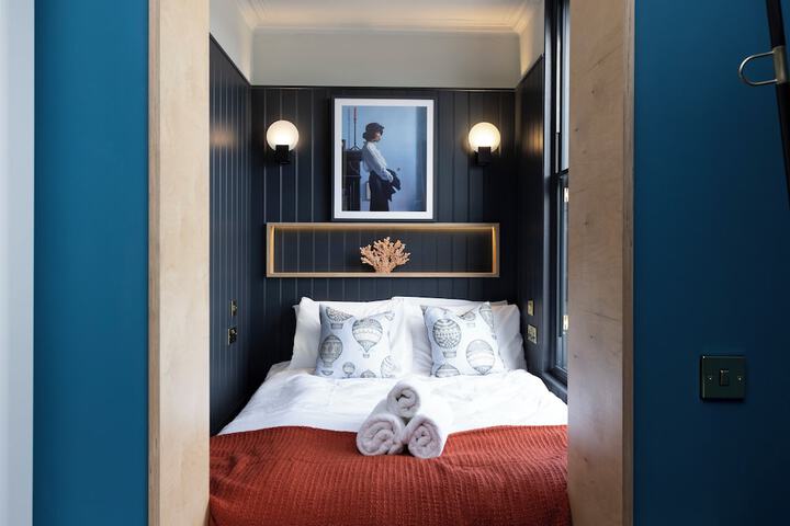 Room 16 of 55