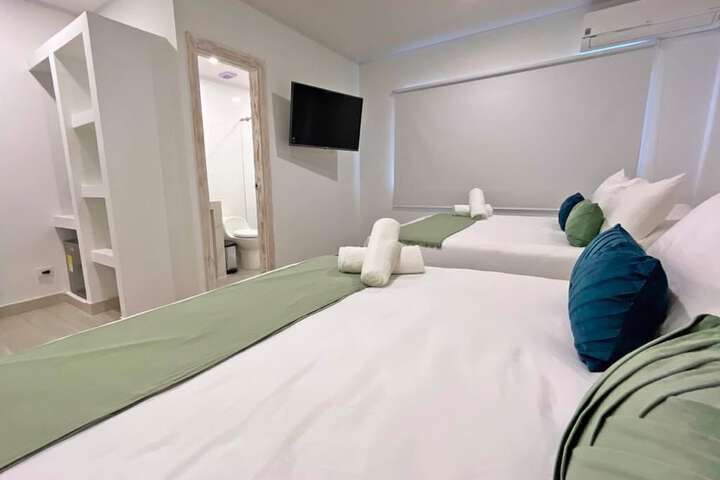 Room 28 of 116