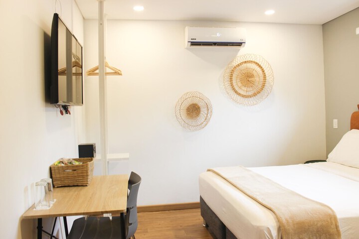 Room 21 of 62