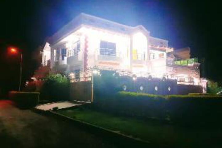 Hotel 12 of 21