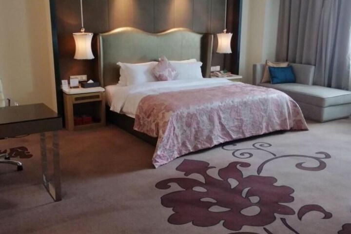 Room 3 of 19
