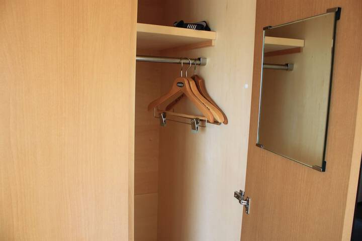 Room 6 of 60