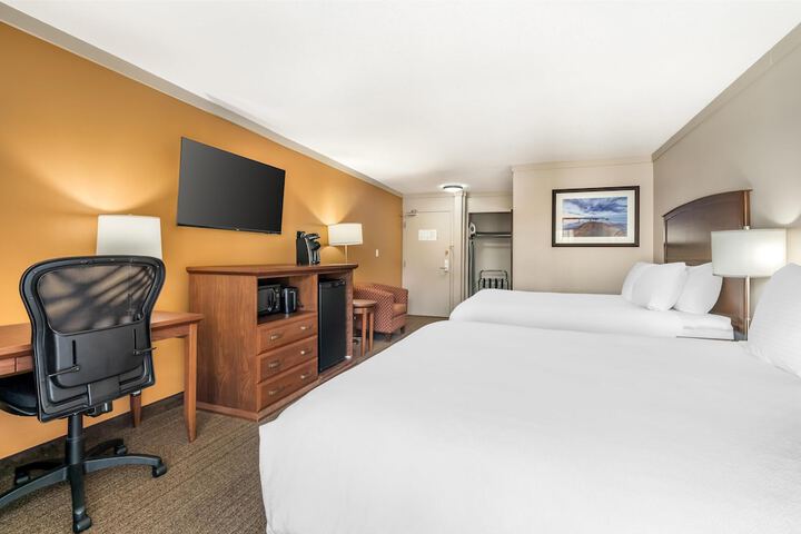 Room 10 of 47