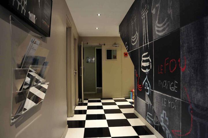 Hotel 56 of 58