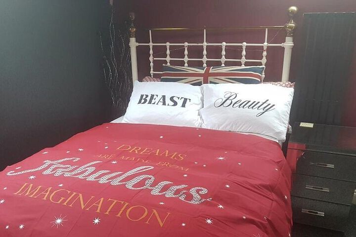 Room 8 of 25