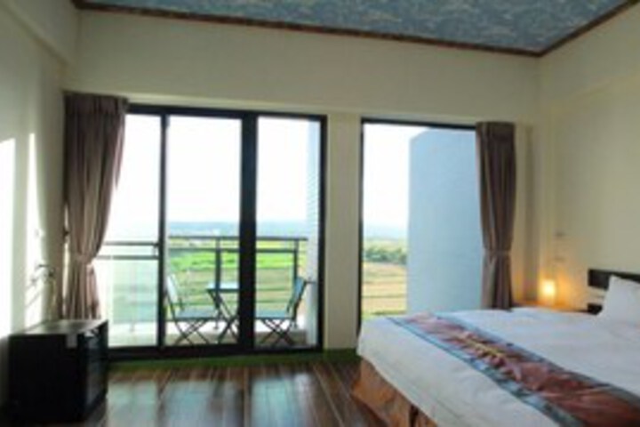Room 14 of 24