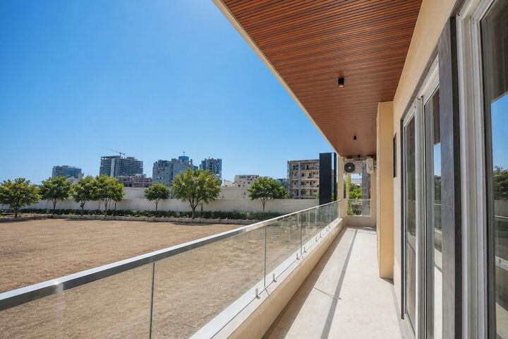 Terrace/Patio 24 of 32