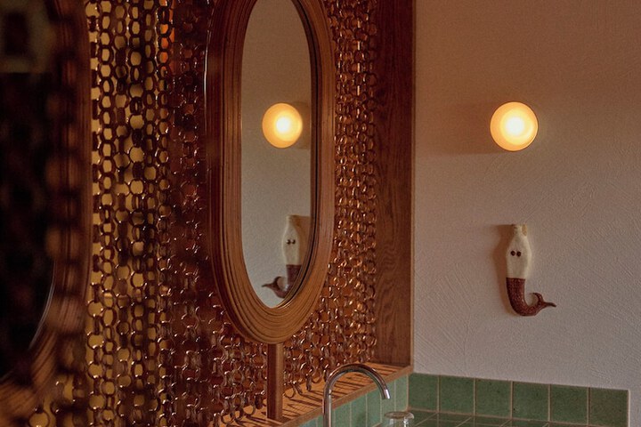 Room 24 of 47