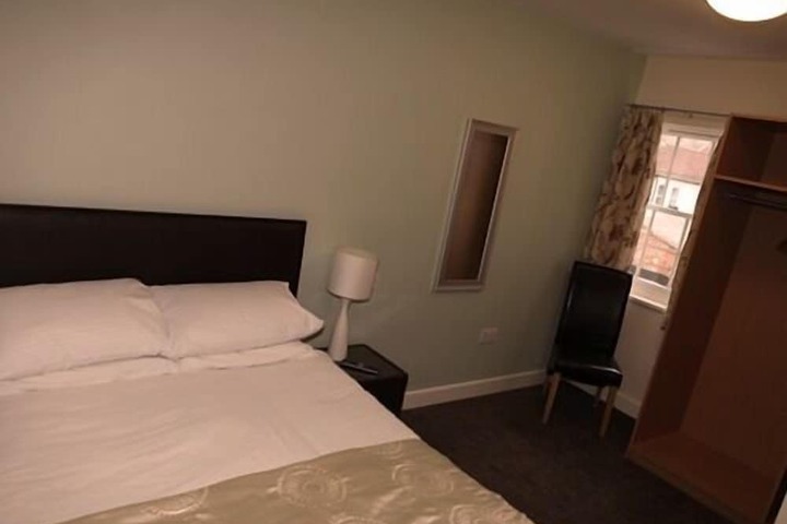 Room 3 of 19