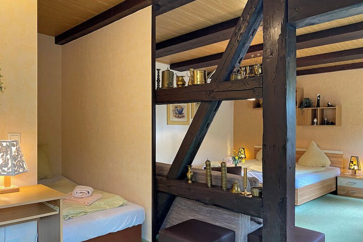 Room 8 of 37