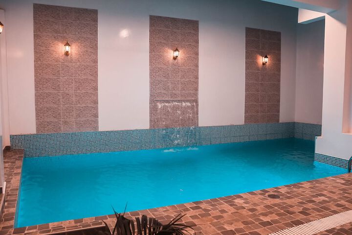 Pool 27 of 39