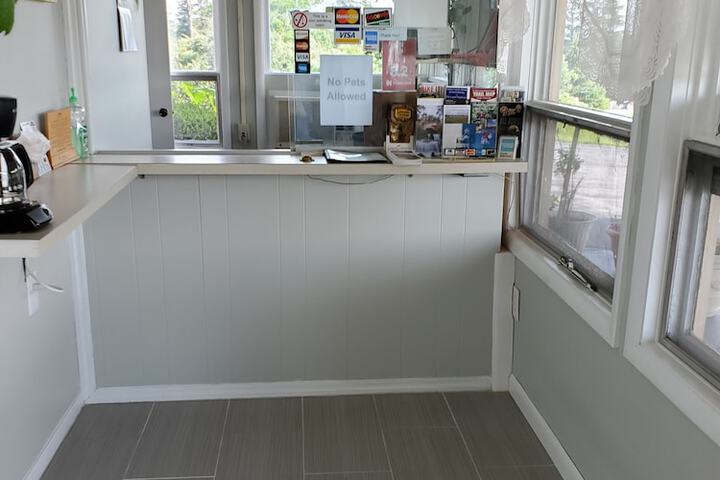 Hotel Interior 6 of 22