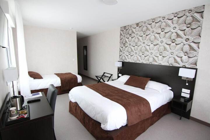 Room 38 of 62