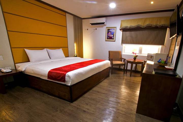 Room 45 of 98