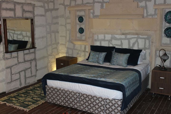 Room 14 of 61