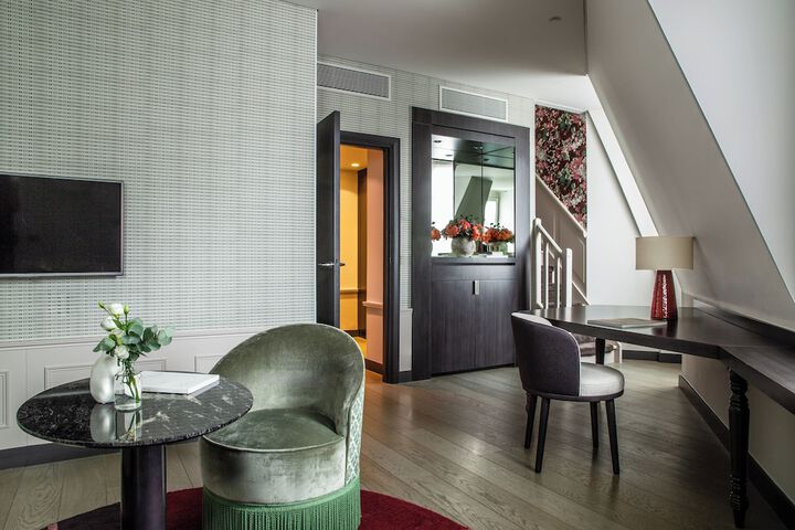 Room 50 of 141