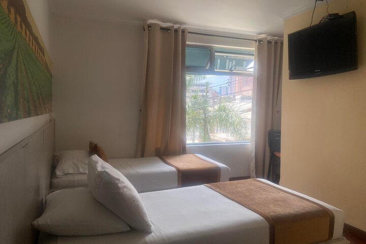Room 26 of 43