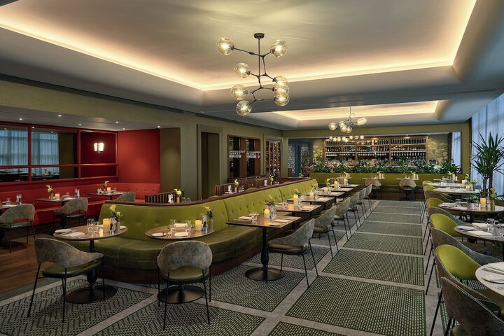 Dining 54 of 65