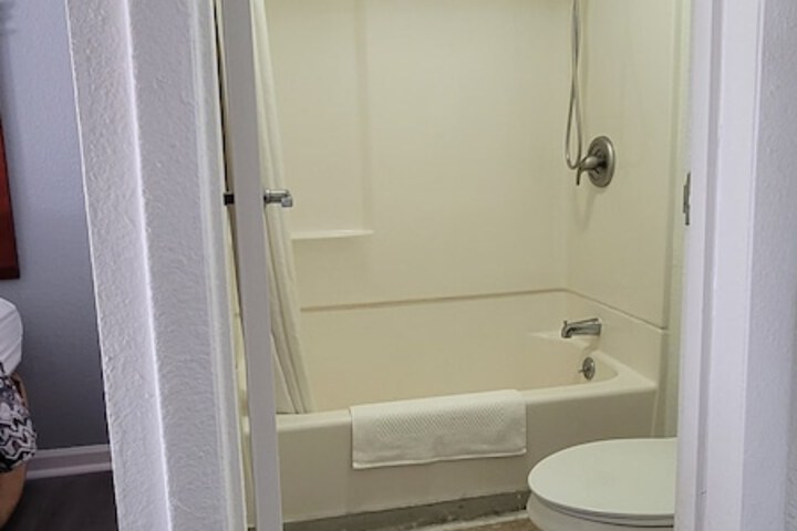 2 Double Beds (5 of 9)