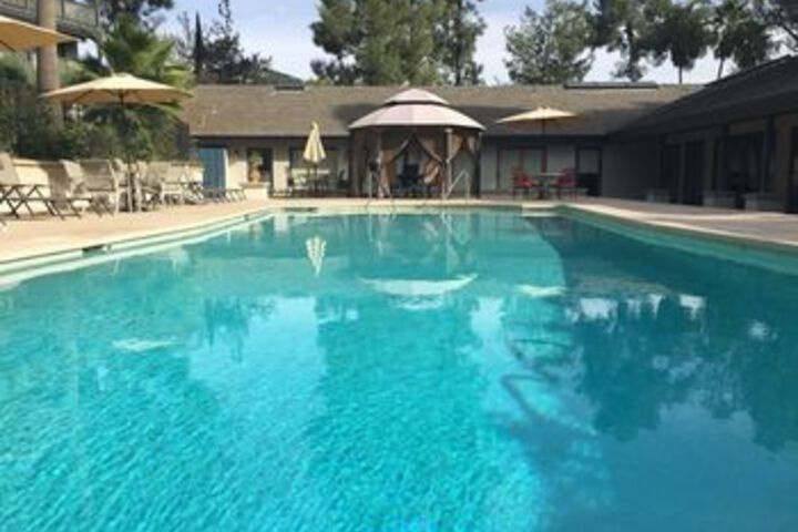 Pool 86 of 130