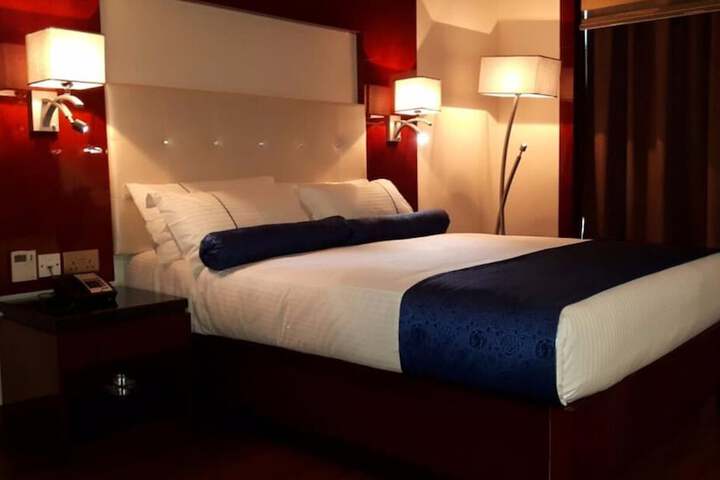 Room 15 of 62