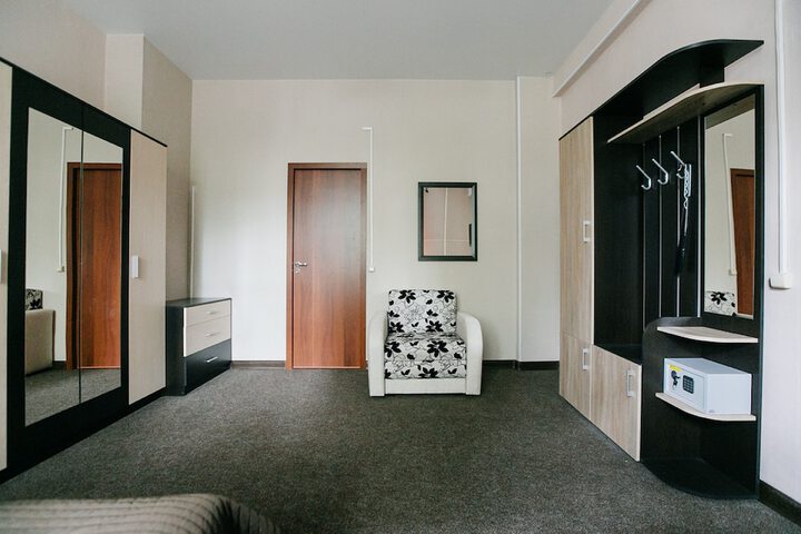 Room 41 of 94