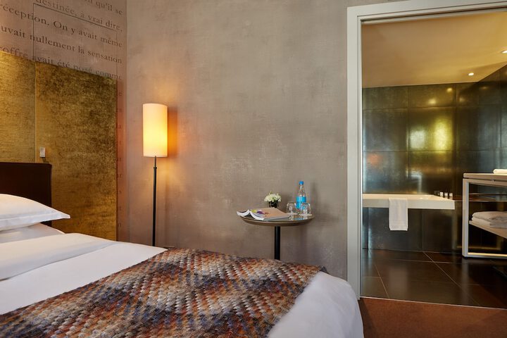 Room 10 of 59
